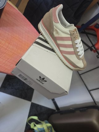 Adidas SL 72 Mujer Talla 37  Nuevas sin extrenar
