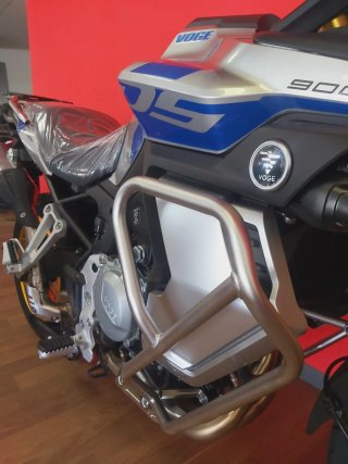 VOGE 900 DSX E5+ A ESTRENAR