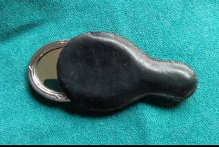 Espejo de bolsillo de plata con funda Pedro Durán