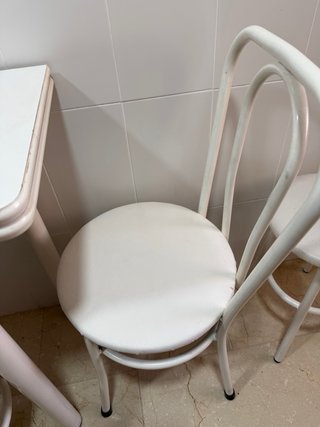 Conjunto mesa plegable y sillas