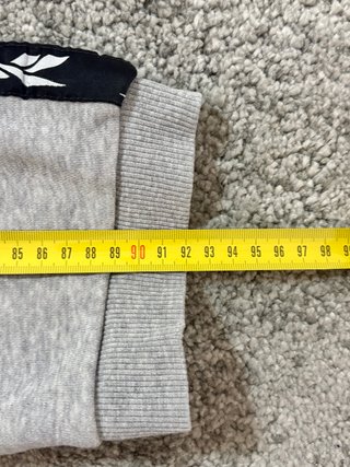 Pantalón Reebok jogger gris cinta logo XL