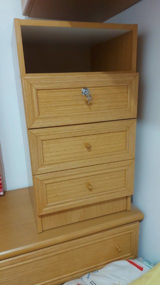 Mueble de habitación individual.