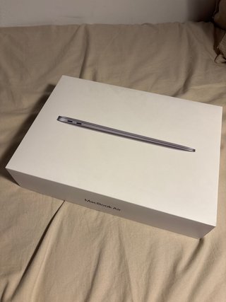 Caja MacBook Air M1