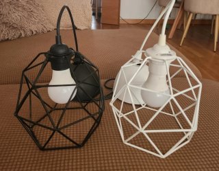 Lámparas colgantes geométricas (negras y blancas)