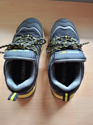 Zapatos de trabajo WORK FIT mujer negros y amarill