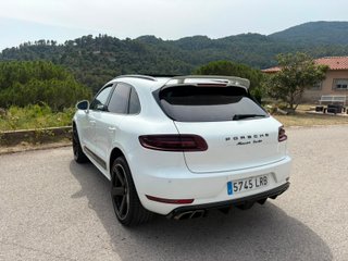 Porsche Macan TURBO