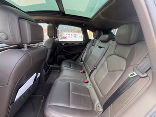Porsche Macan TURBO