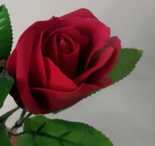 1 ROSA de jabón ,para decoración