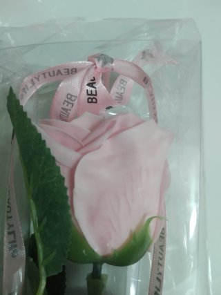 1 ROSA de jabón ,para decoración