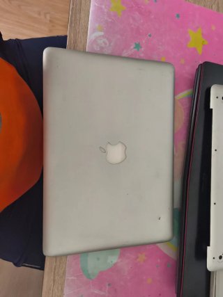 MacBook Pro 13 2010 (piezas/reparación)