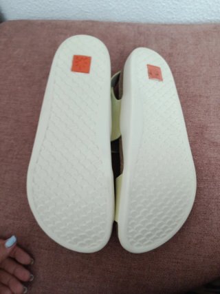 Sandalias ART de hombre nuevas