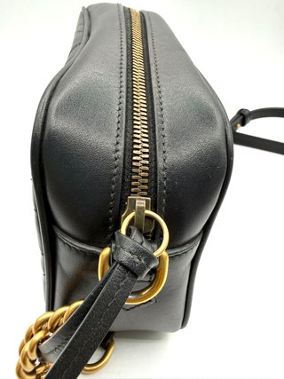 Bolso Gucci GG Marmont Negro Dorado