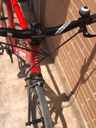Bicicleta B-PRO Roja fixie modificada