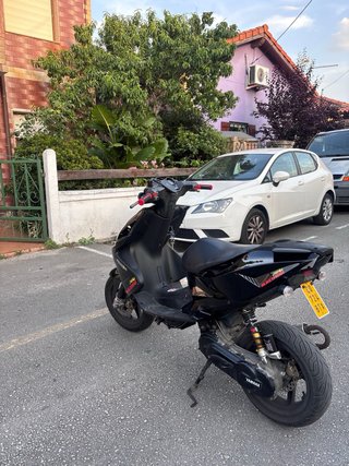Yamaha Aerox 49cc Negra