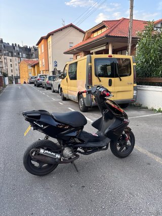Yamaha Aerox 49cc Negra
