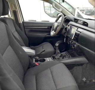 Toyota Hilux Toyota Hilux 2.4 D-4D Cabina Doble GX
