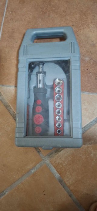 Juego Destornillador Carraca y Vasos