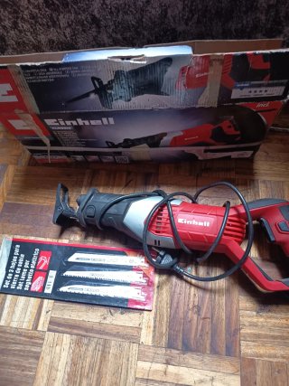 Sierra sable Einhell Classic + hojas