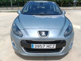 Peugeot 308 2012