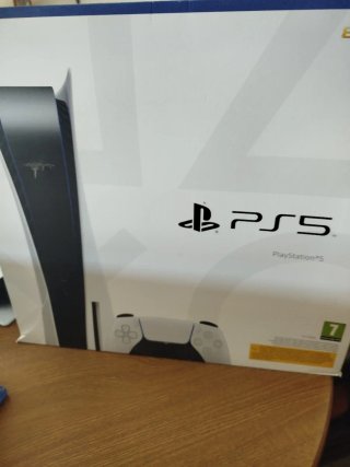 Oferta Consola PlayStation 5 PS5 Blanca y Negra