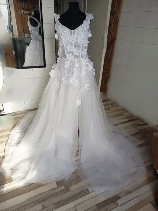 Vestido de Novia Blanco con Flores