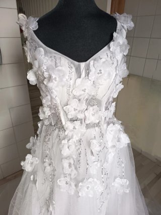 Vestido de Novia Blanco con Flores