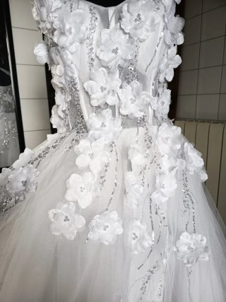 Vestido de Novia Blanco con Flores