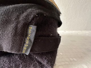 Gorra Johnnie Walker Keep Walking Negra