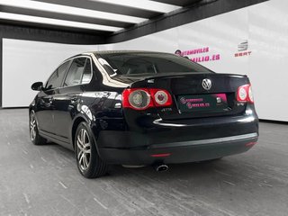 Volkswagen Jetta Advance 2.0 TDI 103 kW (140 CV)
