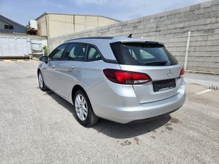 Opel Astra 2016