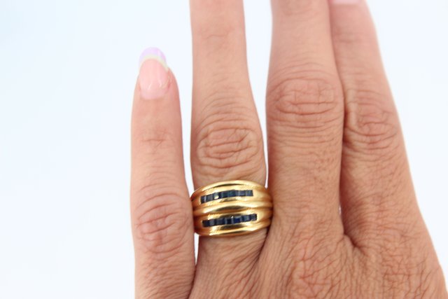 Anillo Doble P. Azul. oro 18k, 6,4gr. Ref. G-120.