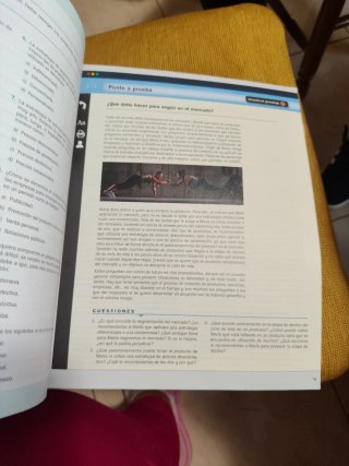 Empresa y diseño de modelos de negocio 2º Bachi...