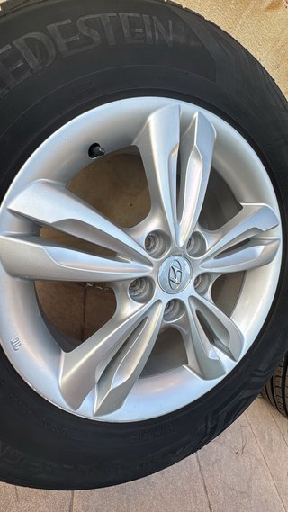 5 Llantas Hyundai ix35 225/60 R17