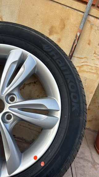 5 Llantas Hyundai ix35 225/60 R17