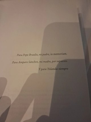 En el nombre del poder