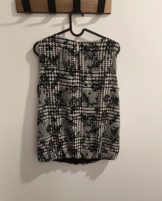 Blusa Pilar Prieto Negra y Blanca