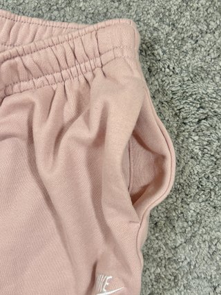 Jogger Nike Club Fleece rosa palo talla M