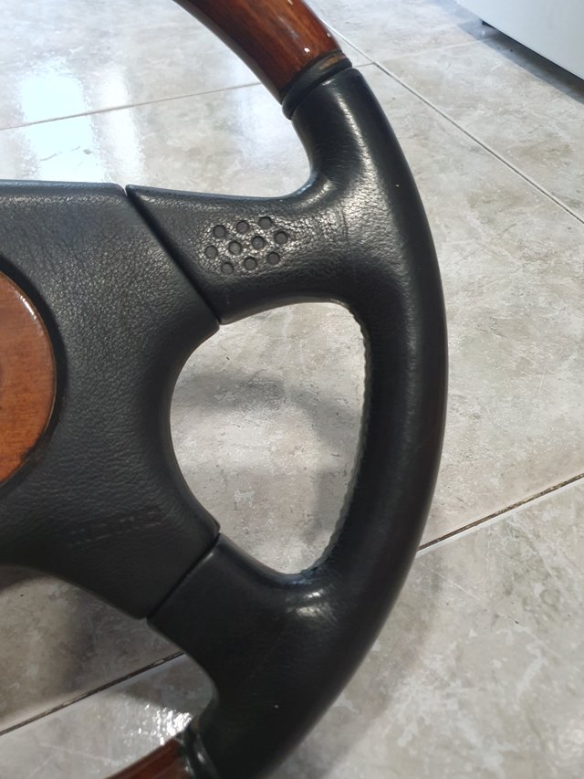 Volante MOMO Olympic III con Piña Volkswagen