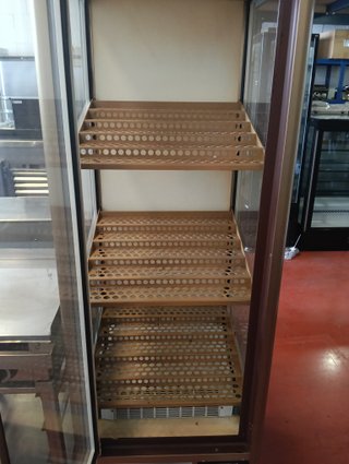 Vitrina Refrigerada Vertical Pastelera