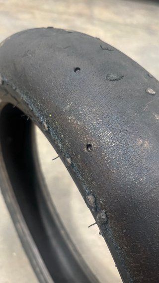 Neumáticos Pirelli circuito pocas vueltas