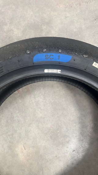 Neumáticos Pirelli circuito pocas vueltas
