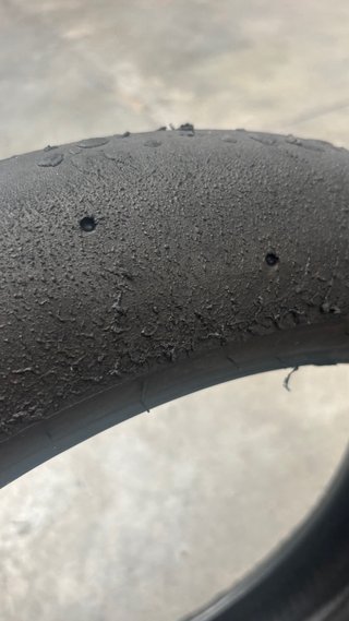 Neumáticos Pirelli circuito pocas vueltas
