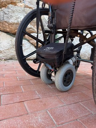 Silla ruedas motorizada