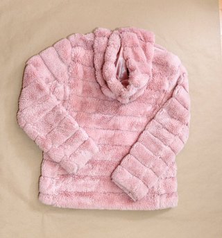 Chaqueta rosa peluche con capucha