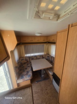 Caravana Burtsner Ventana