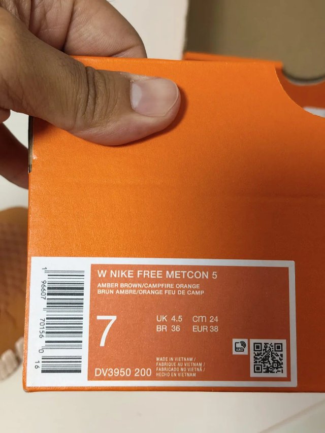 ULTIMO DIA!!T38 Nike Free Metcon 5  Doradas