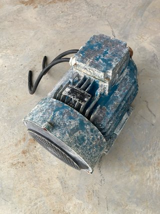 Motor trifásico 7.5 HP