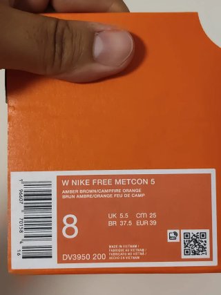 T39 Nike Free Metcon 5 Doradas