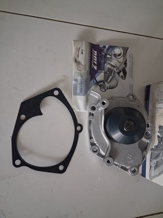 Bomba de agua DOLZ Renault Laguna
