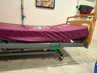 Lote: Cama Aitana + Grúa Sunlift + Silla Eléctrica
